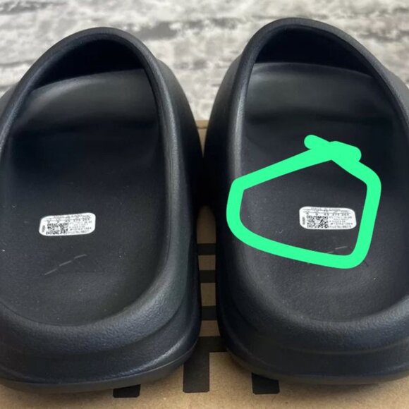 Adidas Yeezy Slide main image 6